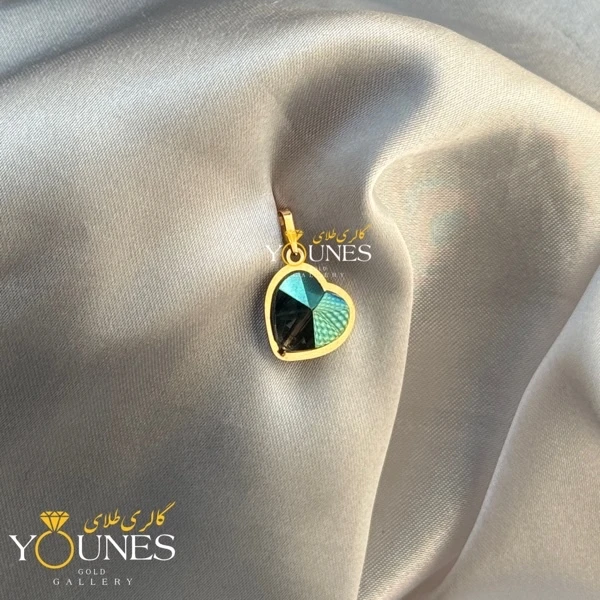 آویز طلا سواروسکی قلبی سبز آووکادو